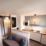 L'eglantine - Proche Centre - Free Parking - Airbus *