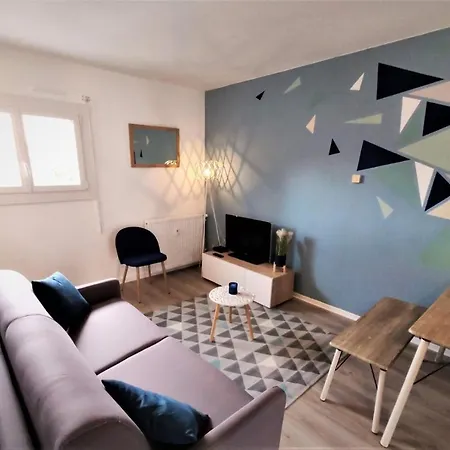 L'eglantine - Proche Centre - Free Parking - Airbus Apartment *