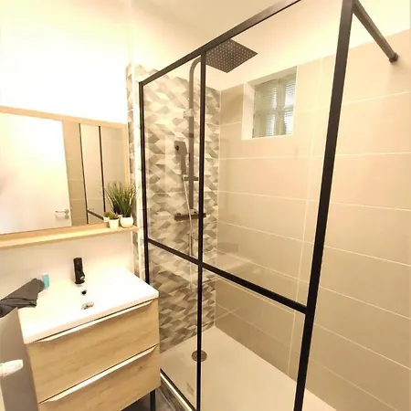 L'eglantine - Proche Centre - Free Parking - Airbus شقة *