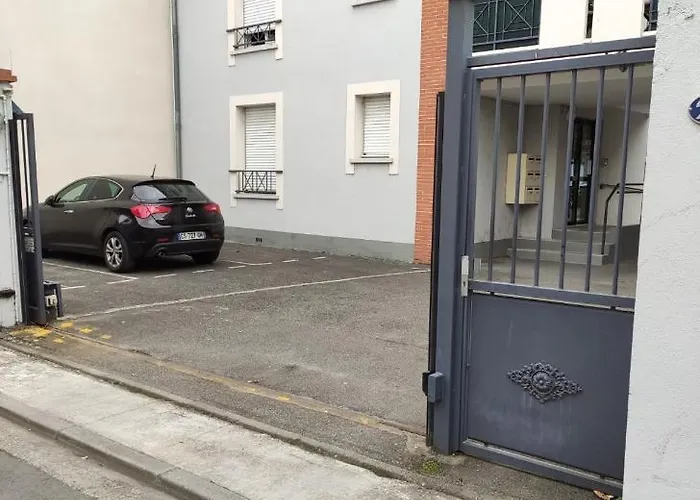 L'eglantine - Proche Centre - Free Parking - Airbus