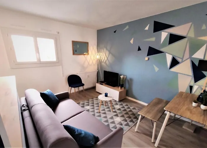 L'eglantine - Proche Centre - Free Parking - Airbus דירה *